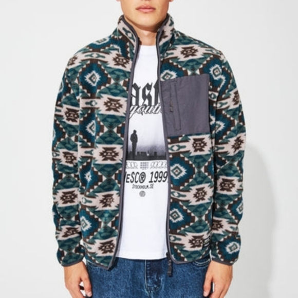 WESC Aztec fleece Men's Lg Women's Xl - Picture 2 of 9